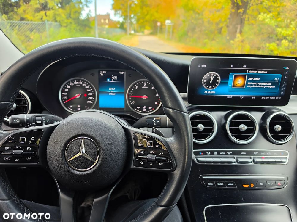 Mercedes-Benz C-Class 2019 photo 5