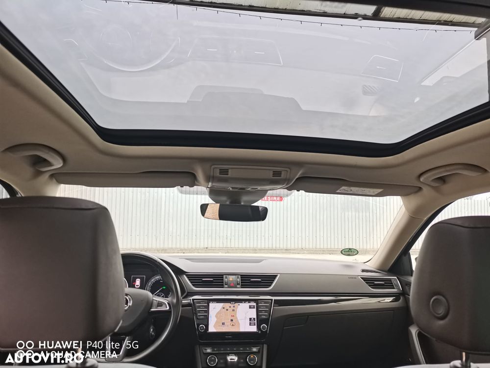 Skoda Superb 2.0 TDI DSG Laurin & Klement - 8