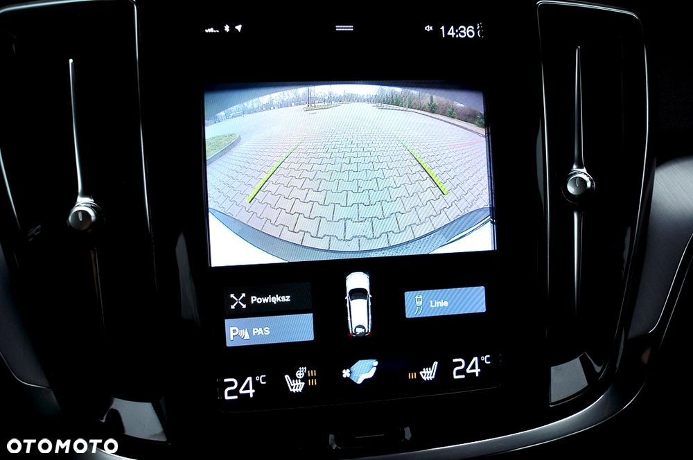 Volvo V60 D3 Momentum Pro - 24