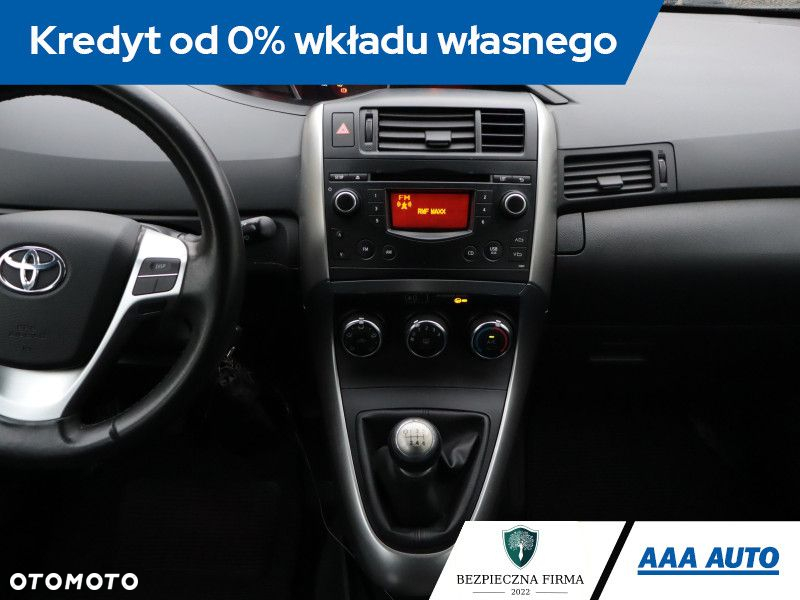 Toyota Verso - 13