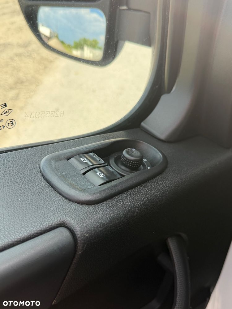 Renault Master - 17