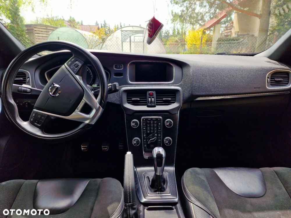 Volvo V40 T3 Drive-E Summum - 11