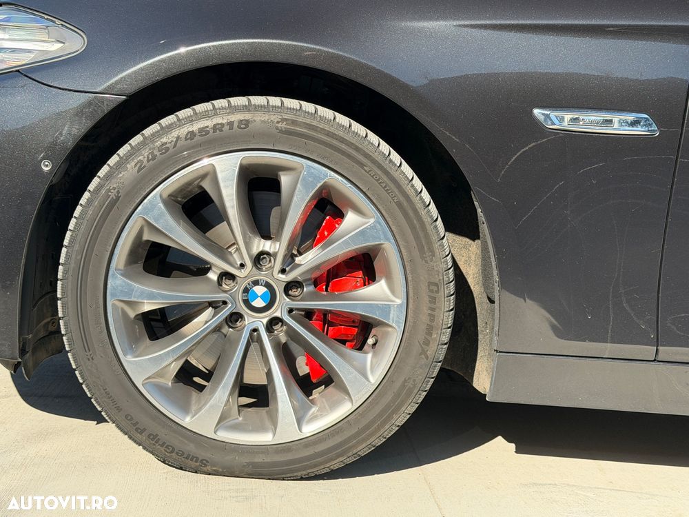 BMW Seria 5 535d xDrive AT - 36