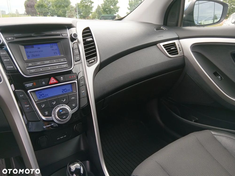 Hyundai i30 1.6 GDI Comfort - 25
