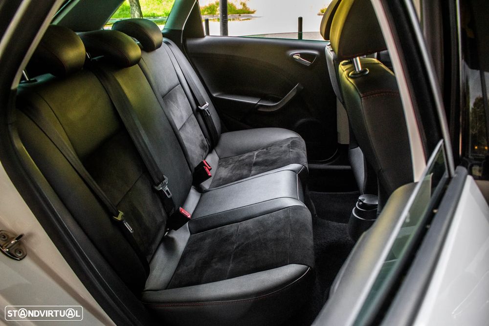 SEAT Ibiza ST 1.6 TDI FR 30 Anos - 28