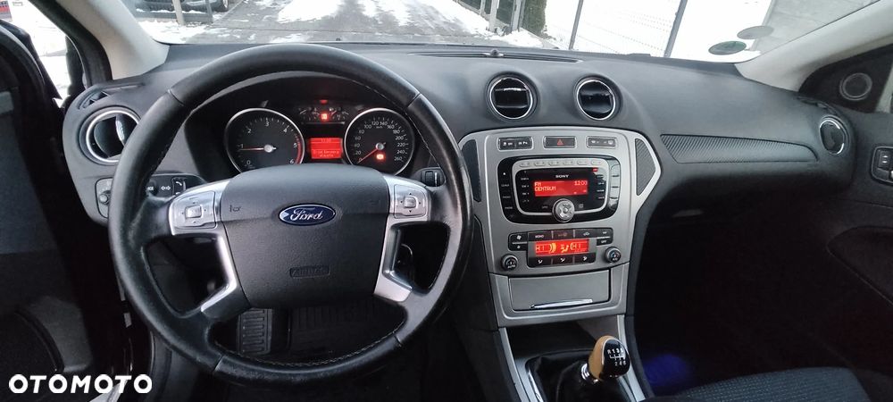 Ford Mondeo 2.0 TDCi Viva Trend - 14