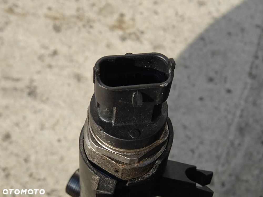 LISTWA WTRYSKOWA 2,0 CDTI A20DTR OPEL INSIGNIA ASTRA J ZAFIRA C - 11