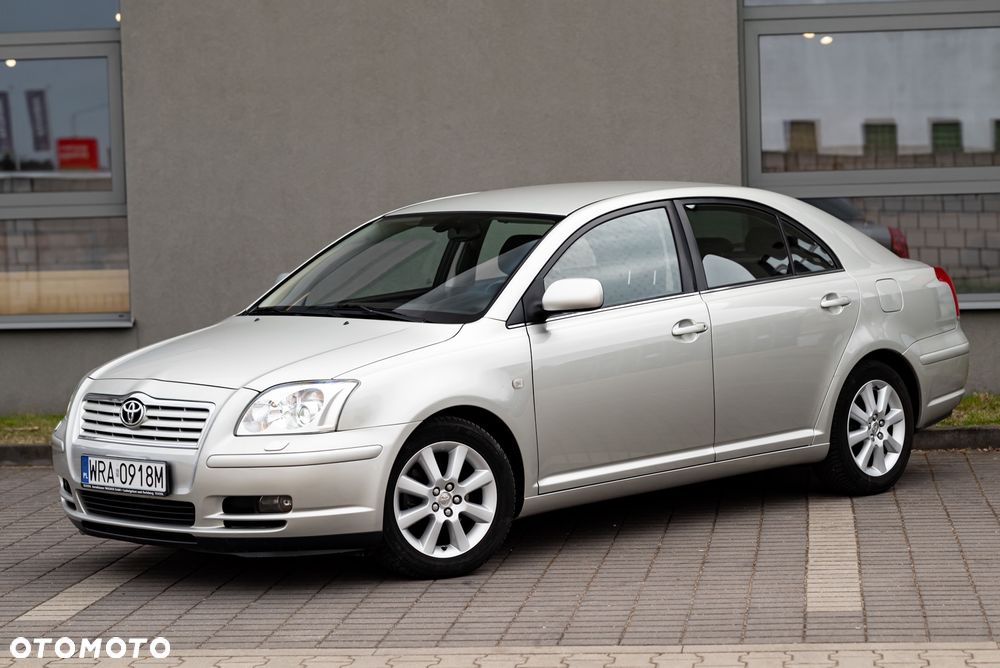Toyota Avensis 1.8 VVT-i Executive - 3