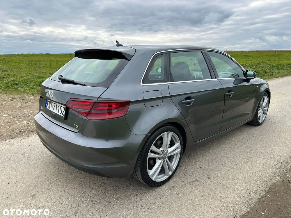 Audi A3 Sportback 2.0 TDI S tronic - 3