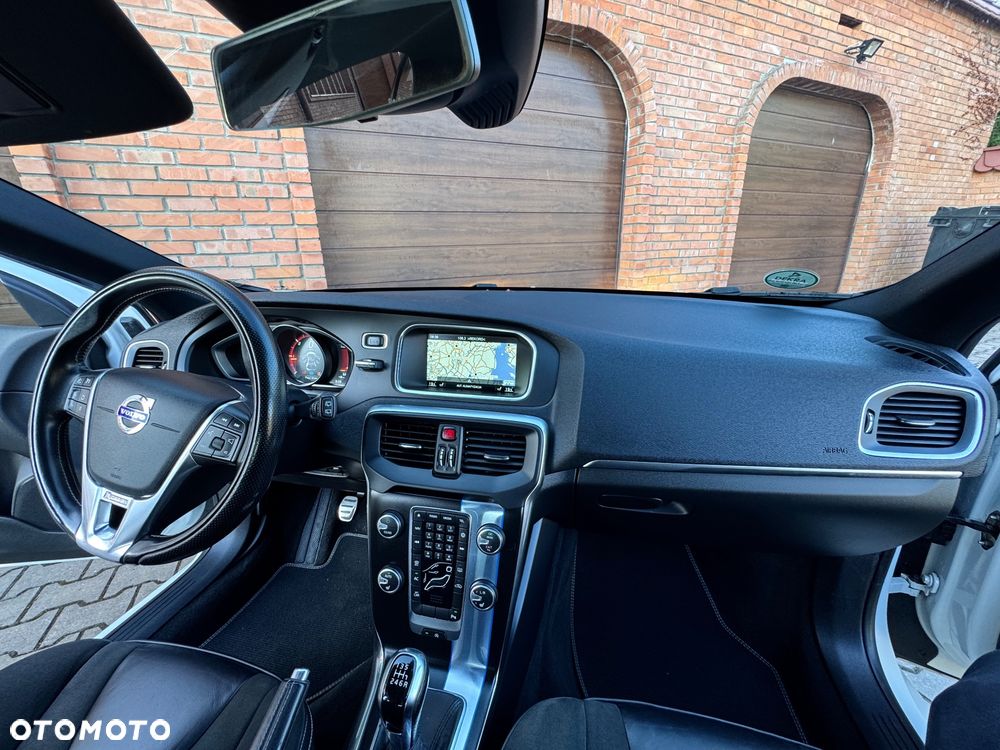 Volvo V40 D2 RDesign - 17