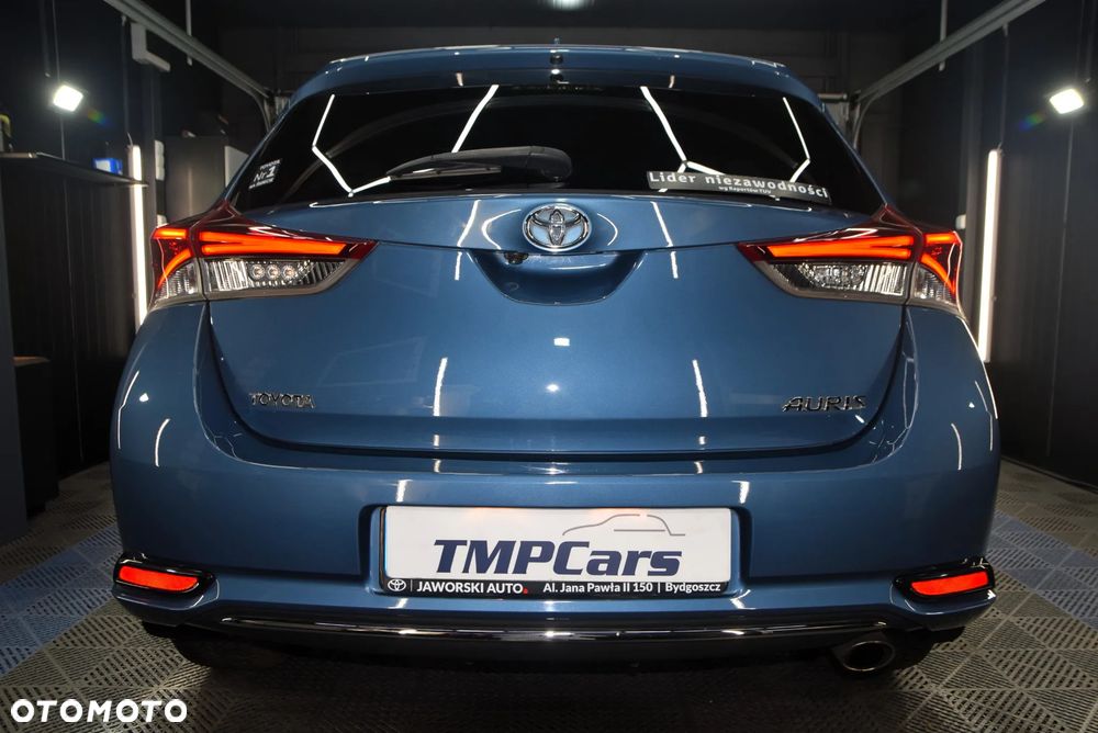 Toyota Auris - 13