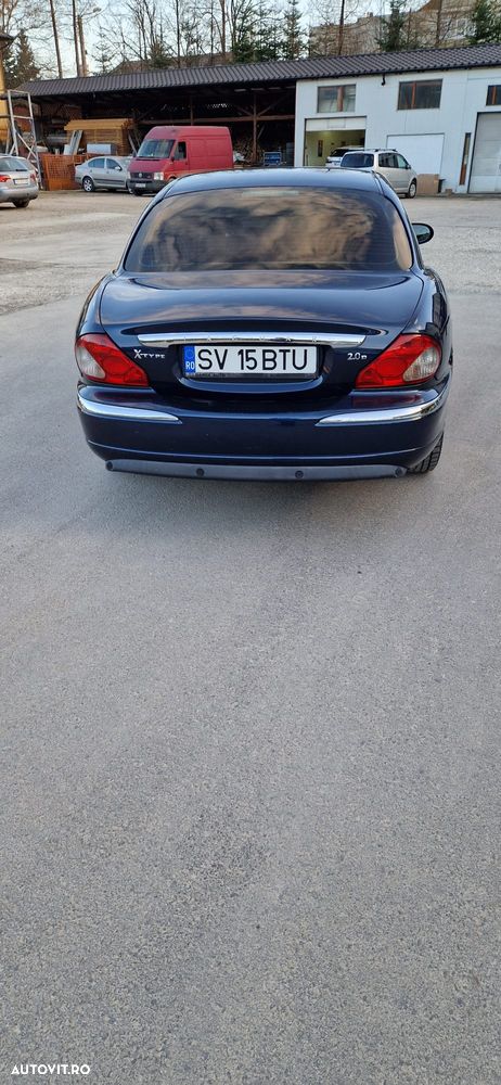 Jaguar X-Type 2.0 - 16