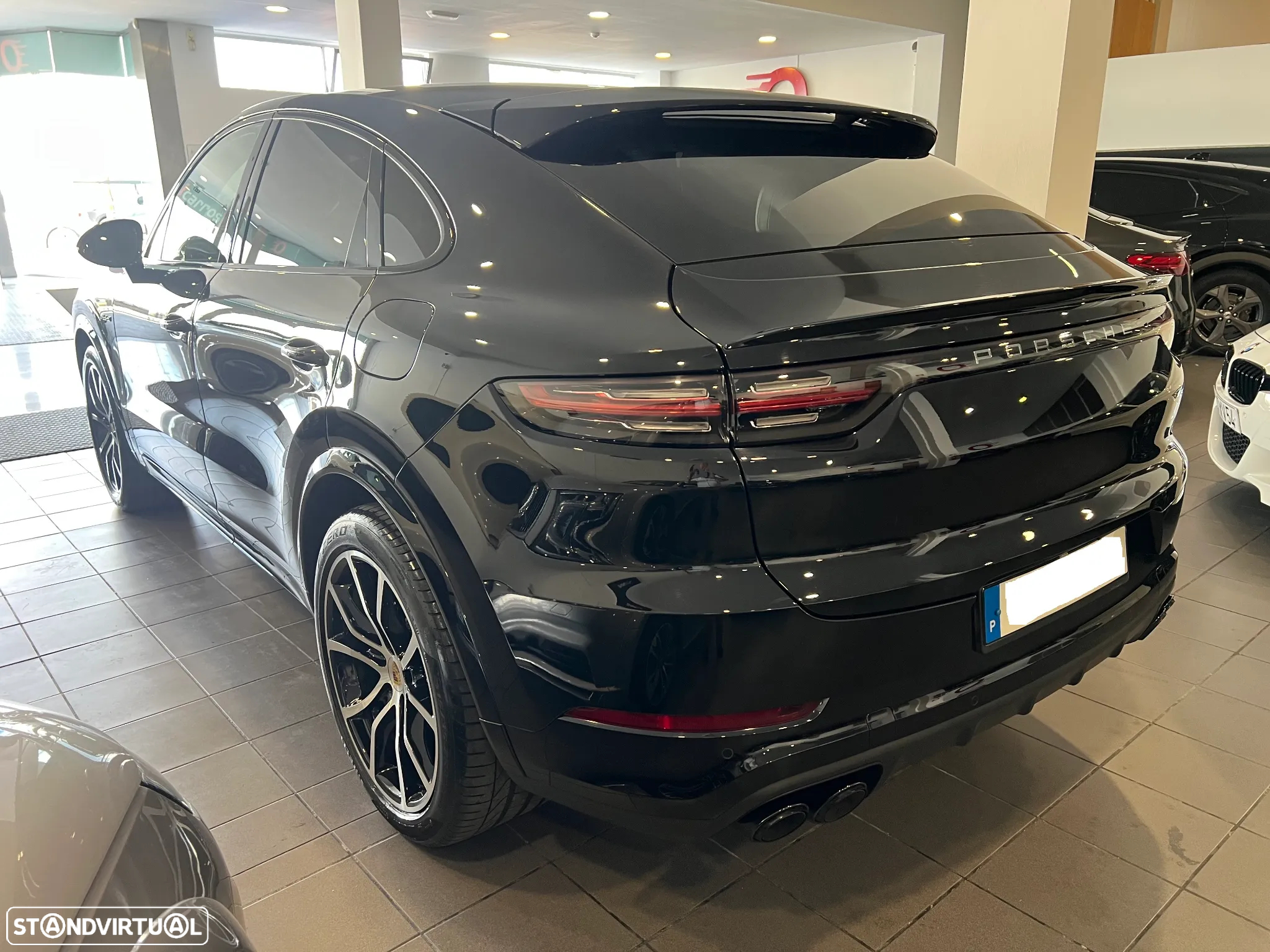 Porsche Cayenne Coupé Turbo S E-Hybrid - 7