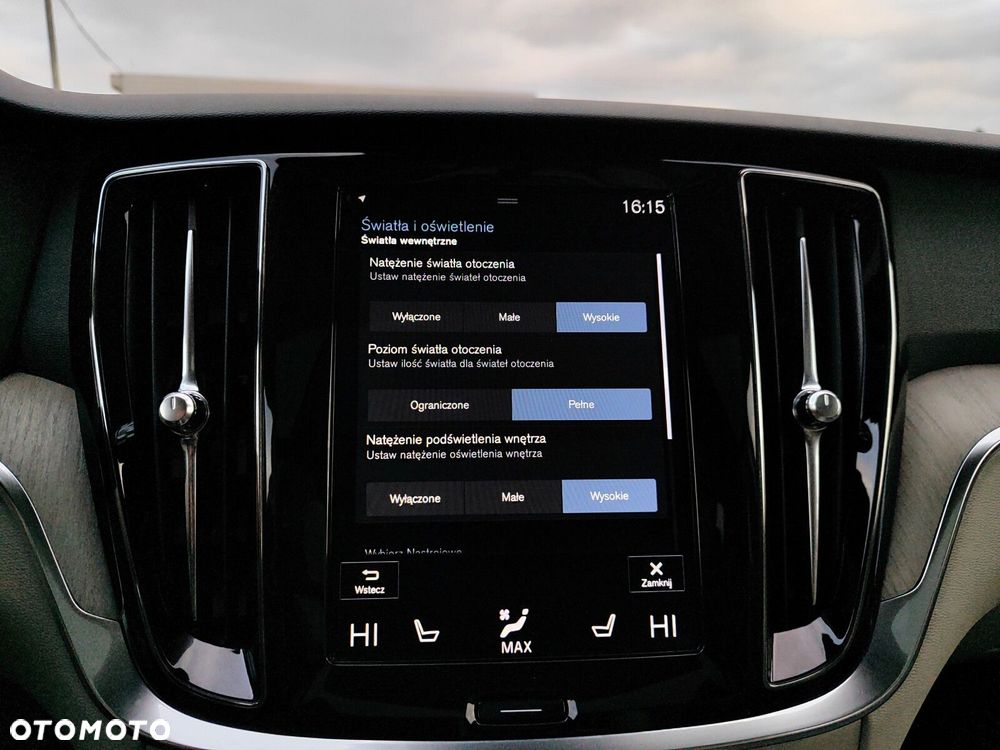 Volvo V60 Cross Country Pro D4 AWD - 34