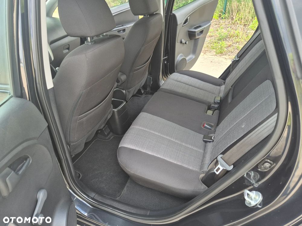 Kia Venga 1.6 Business Line - 18