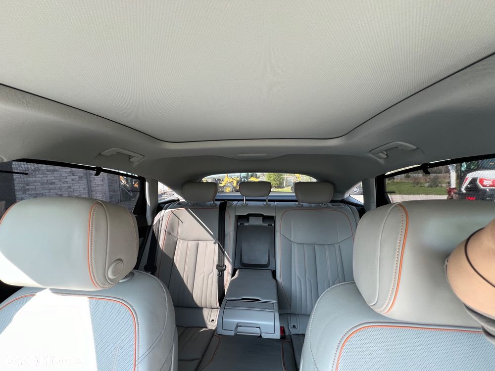 Audi Q8 Sportback e-tron 55 quattro S line - 34