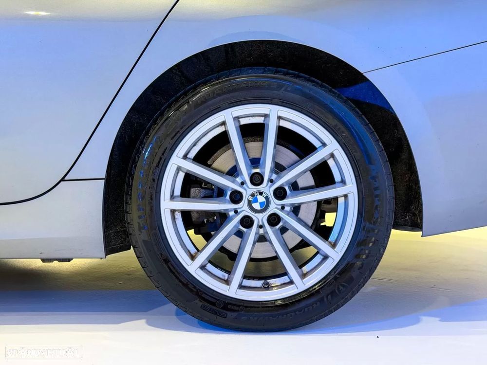BMW 320 d Line Luxury Auto - 6
