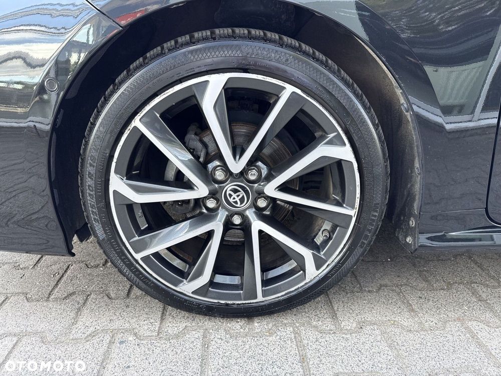 Toyota Corolla 1.8 Hybrid GPF Executive - 31