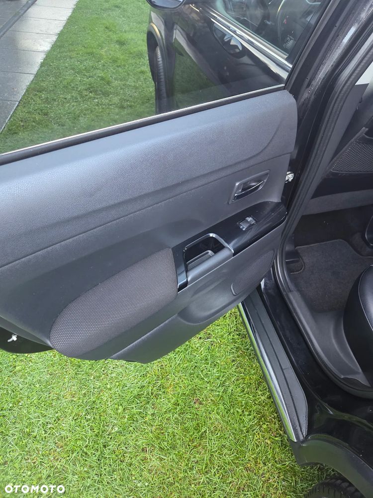 Peugeot 4008 - 23