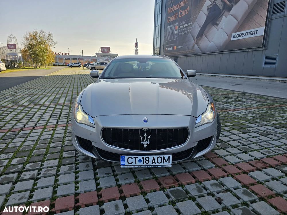 Maserati Quattroporte - 1
