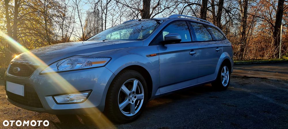 Ford Mondeo 2.0 TDCi Ambiente - 14