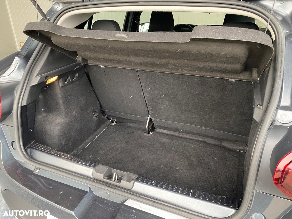 Dacia Sandero TCe 90 MT6 Comfort - 16