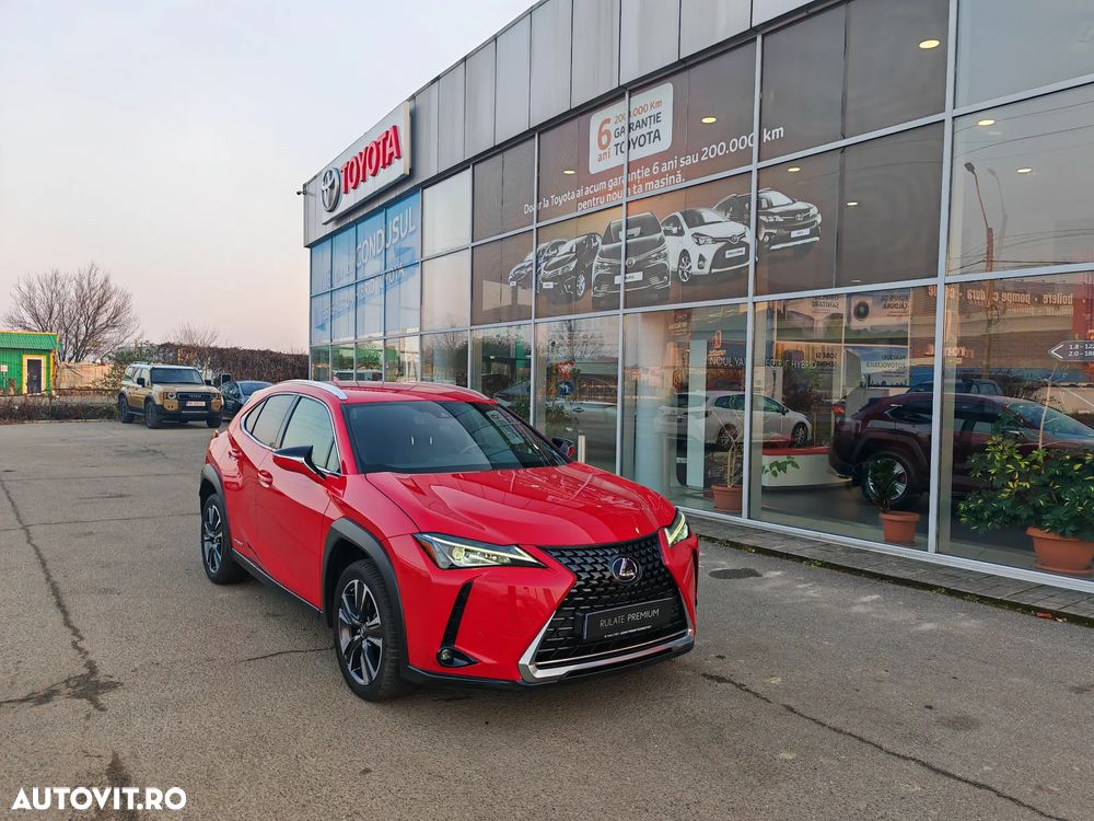 Lexus UX 250h FWD Executive - 2