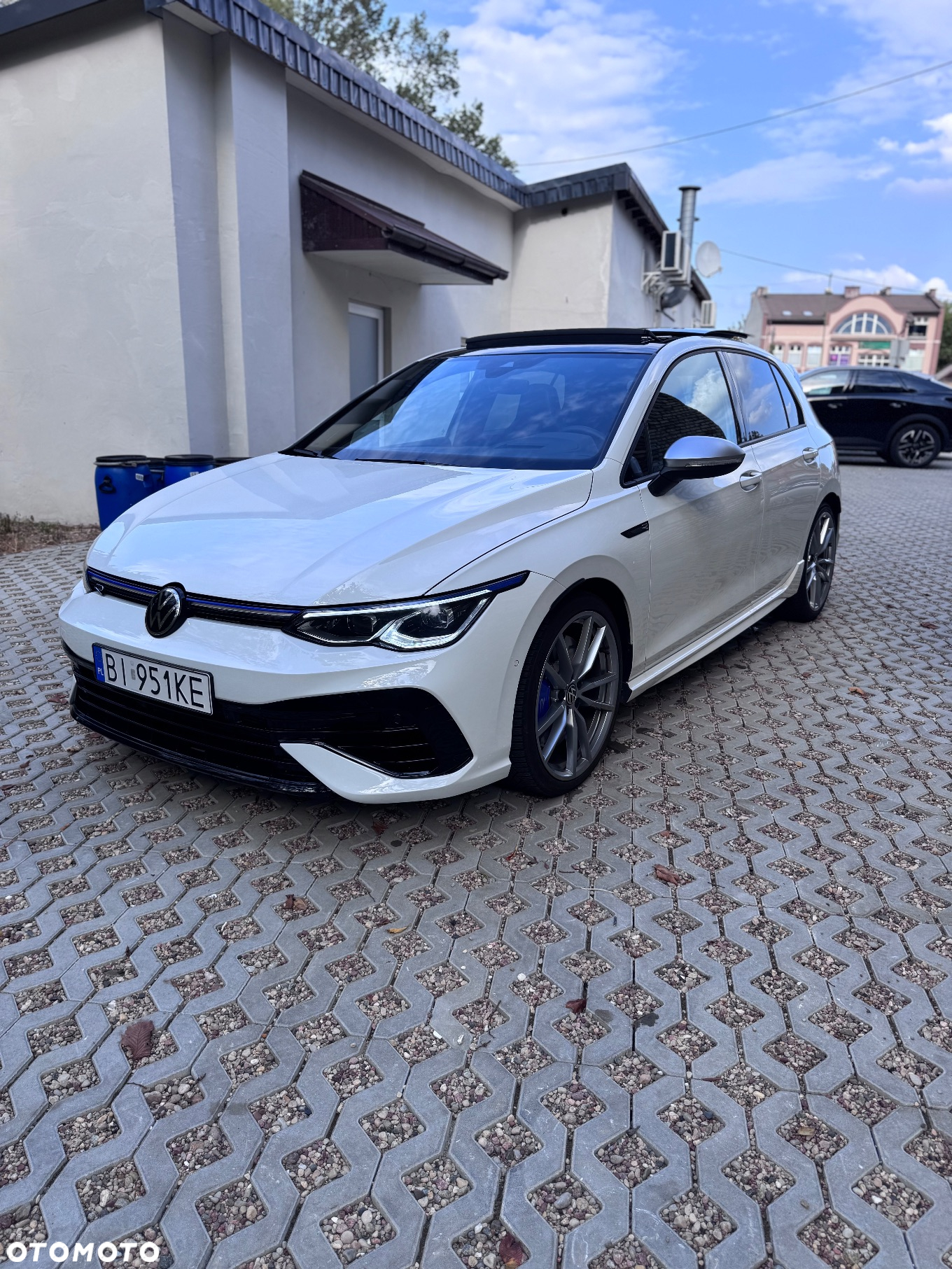 Volkswagen Golf - 25