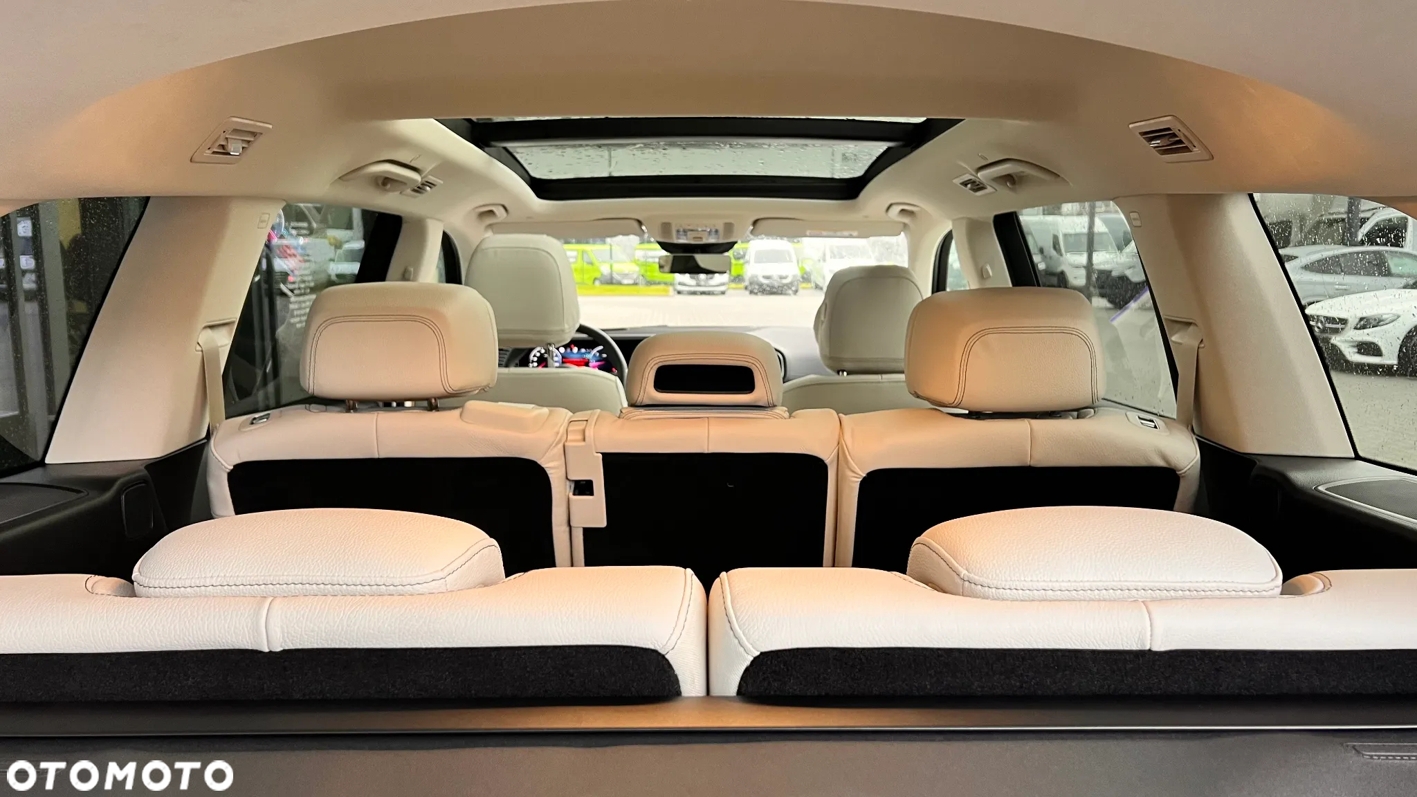 Mercedes-Benz GLS 400 d 4-Matic - 12