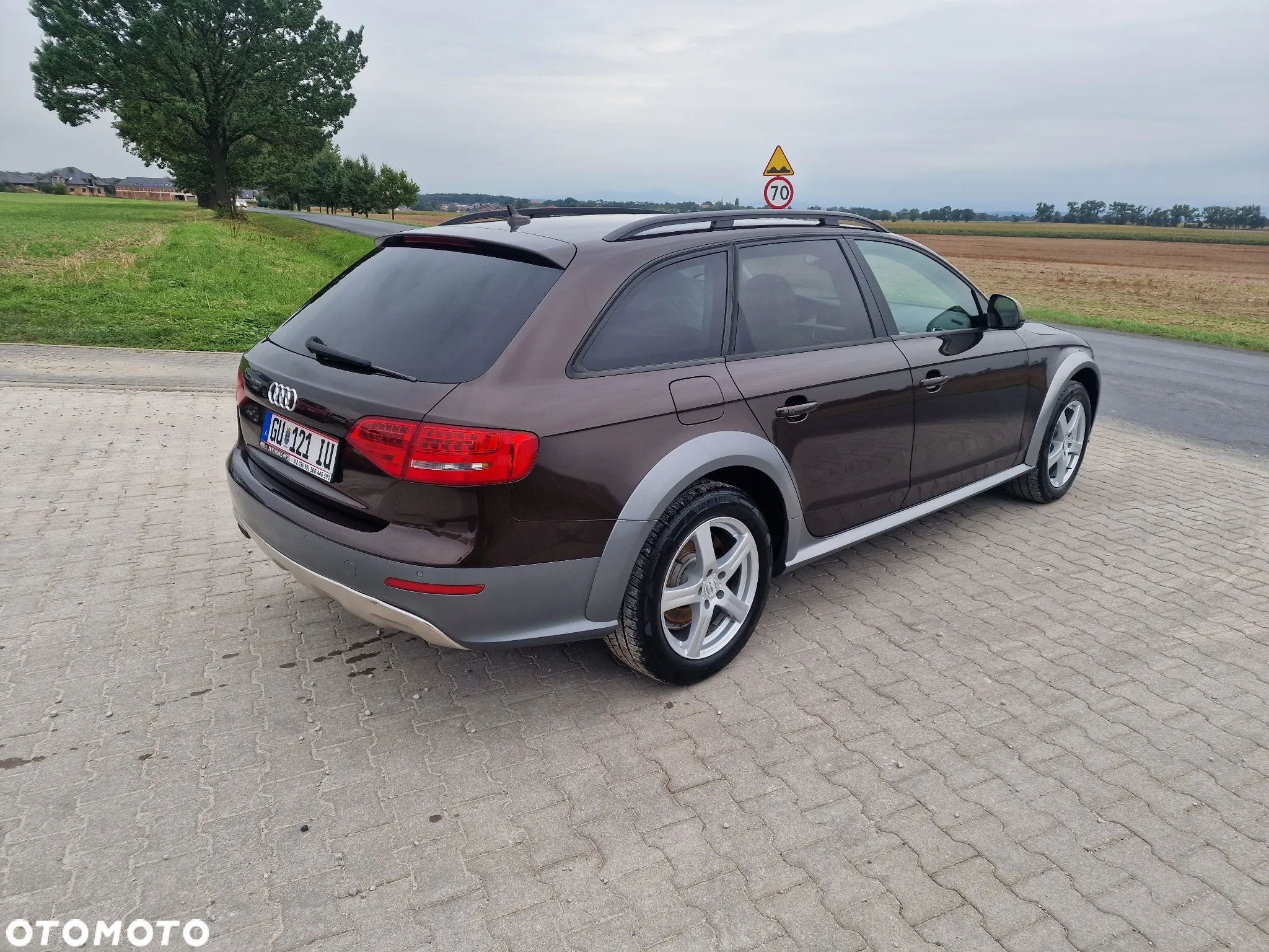 Audi A4 Allroad 2.0 TDI Quattro - 11