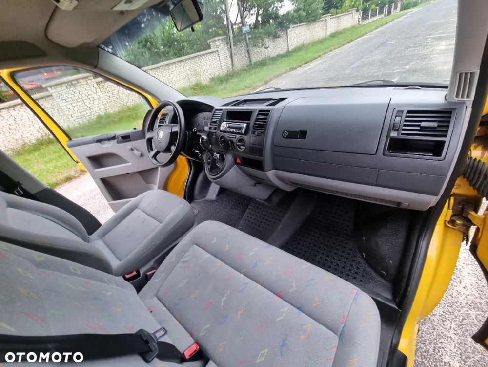 Volkswagen T5 - 19