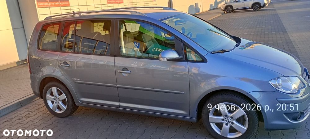 Volkswagen Touran - 7