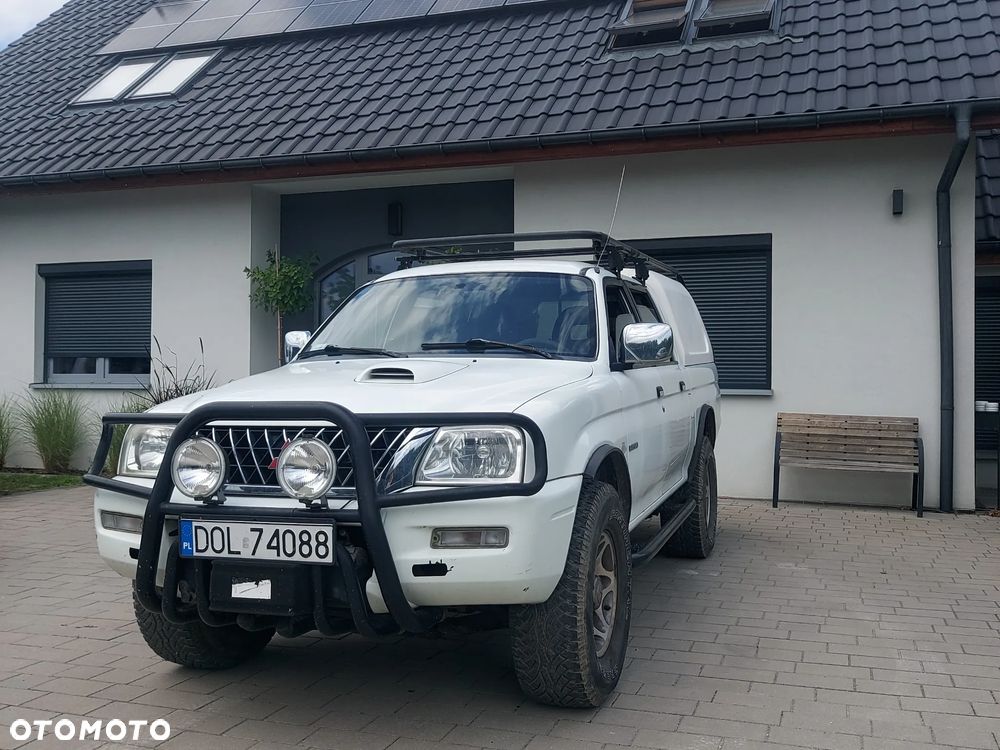 Mitsubishi L200 2.5 TD Intense - 1