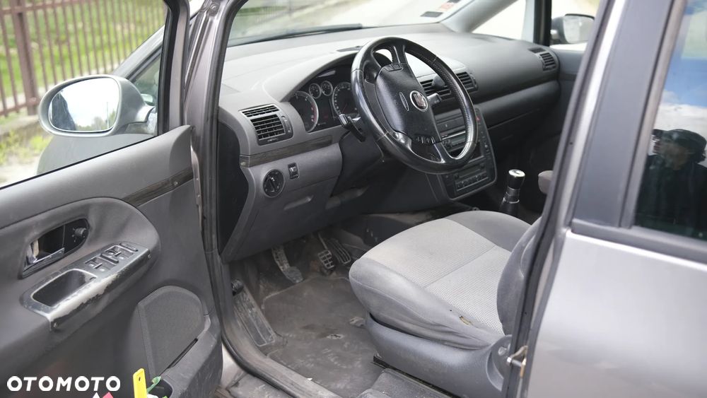 Seat Alhambra 1.9 TDI Allrad Signo - 21