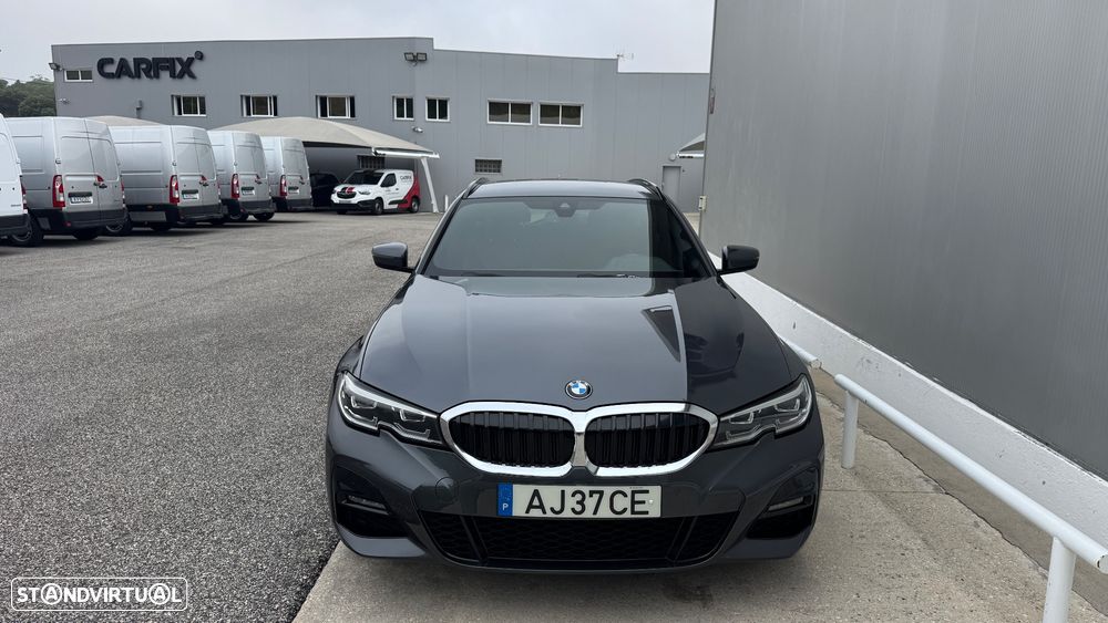 BMW 320 e Pack Desportivo M Auto - 24