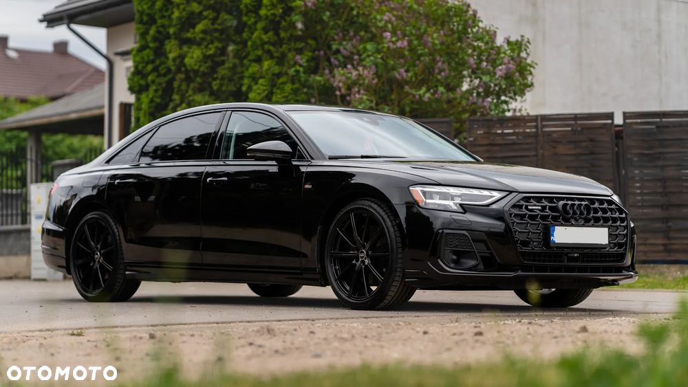 Audi A8 - 3