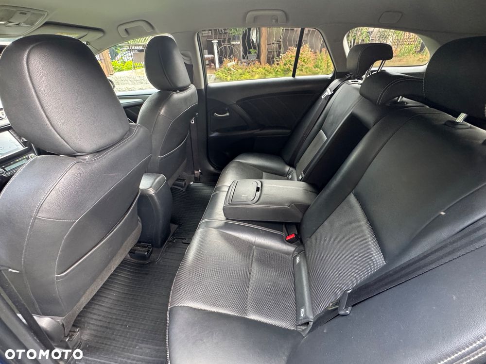 Toyota Avensis 2.0 D-4D Prestige - 10