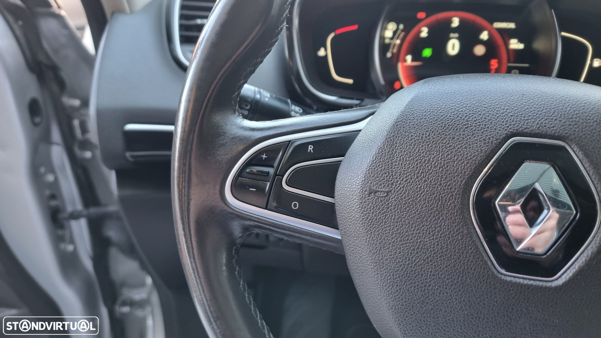 Renault Espace 1.6 dCi Zen EDC - 14