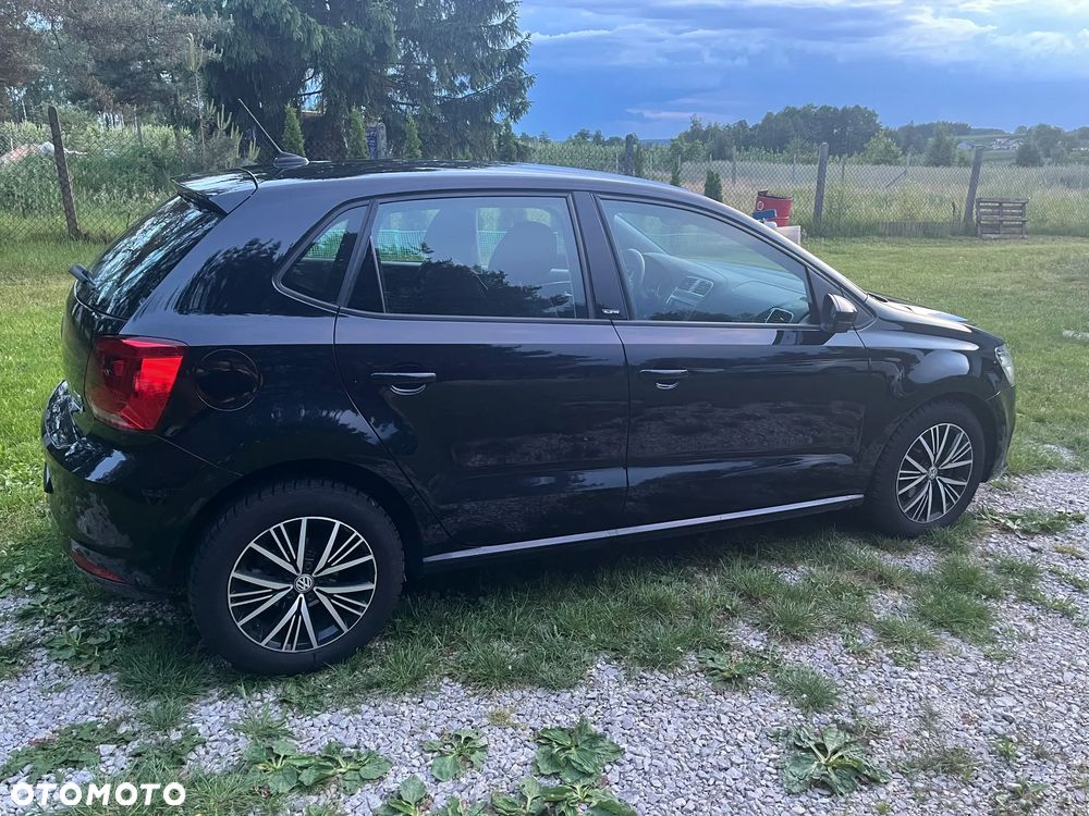 Volkswagen Polo - 4