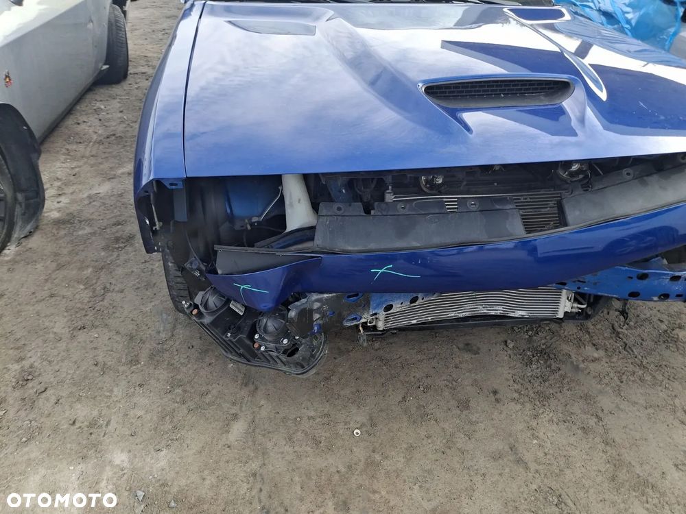 Dodge Challenger - 9