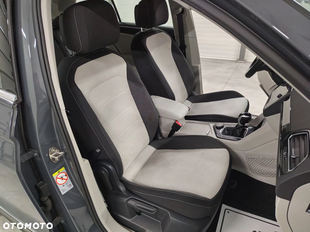 Volkswagen Tiguan 2.0 TDI SCR 4MotION DSG Elegance - 30