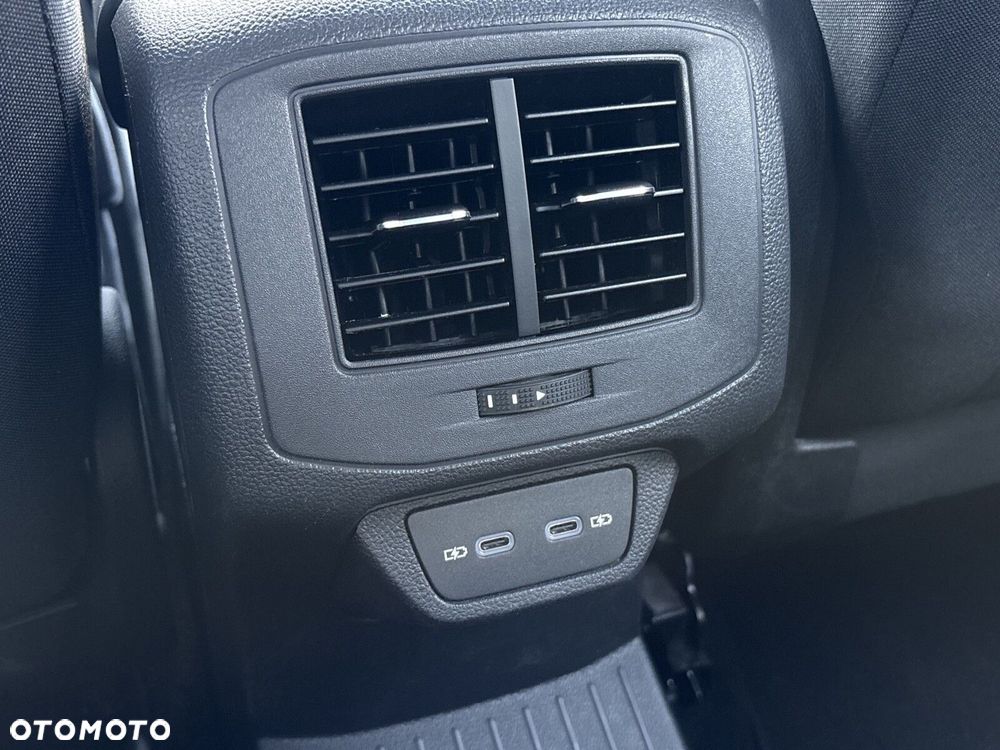 Volkswagen T-Roc 1.5 TSI R-Line Plus DSG - 35