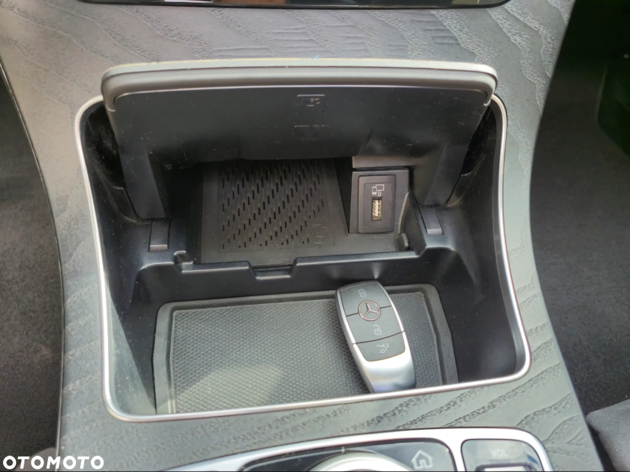 Mercedes-Benz Klasa C 300 e T 9G-TRONIC AMG Line - 30