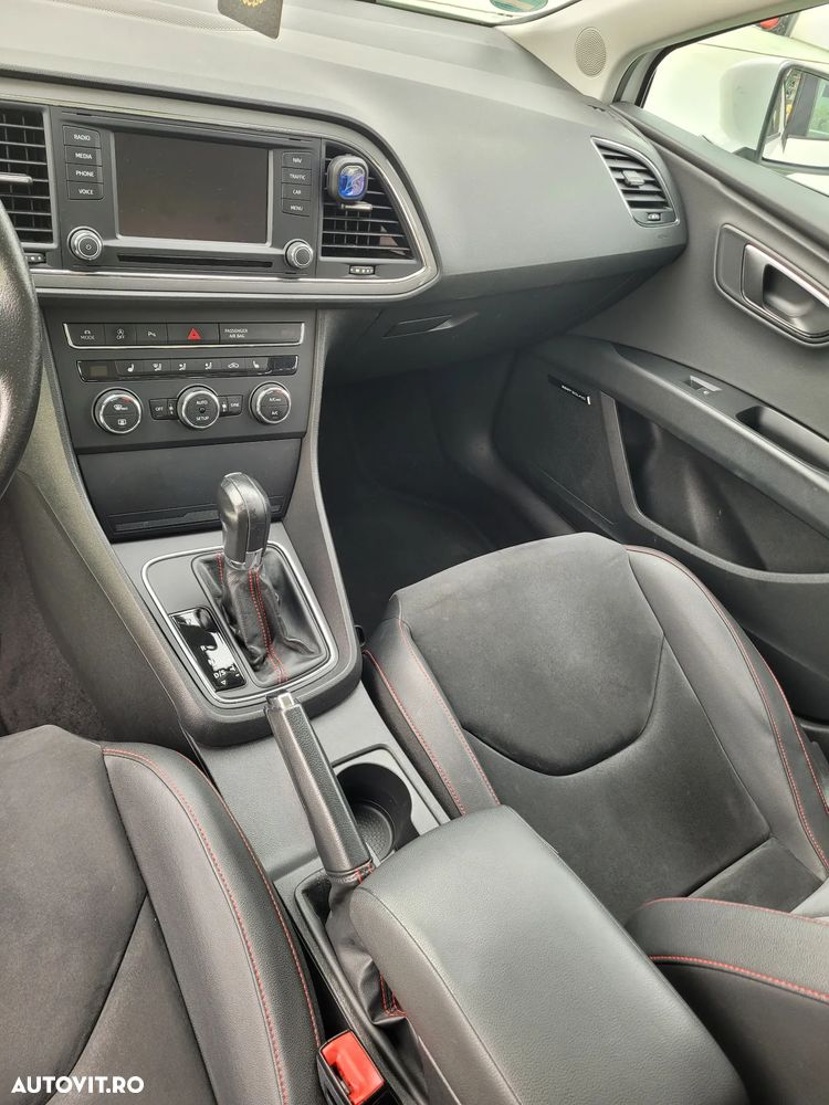 Seat Leon 2.0 TDI DPF Start&Stop DSG FR - 11