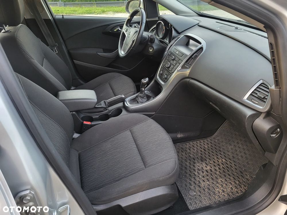 Opel Astra IV 1.6 CDTI Enjoy - 9