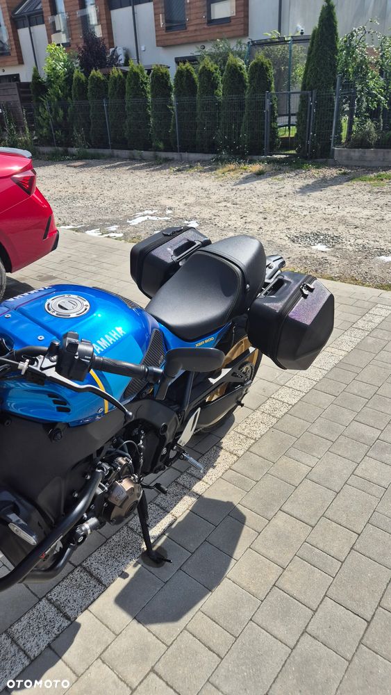 Yamaha XSR - 13