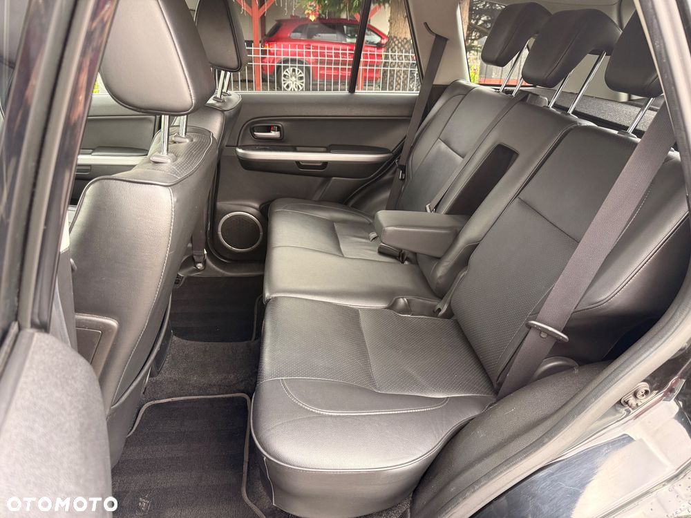 Suzuki Grand Vitara 1.9 DDiS De Luxe - 23