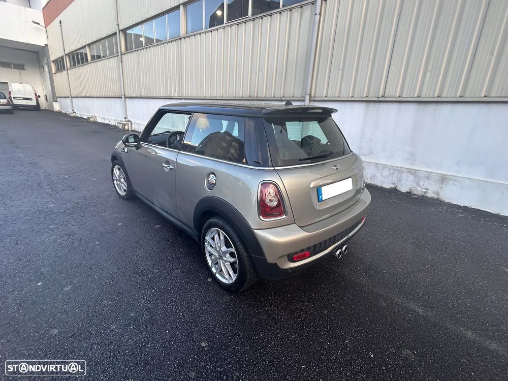MINI 3 Portas Cooper S - 17
