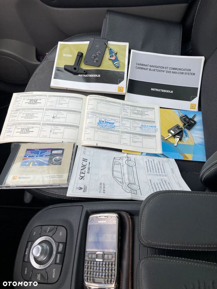 Renault Grand Scenic - 22