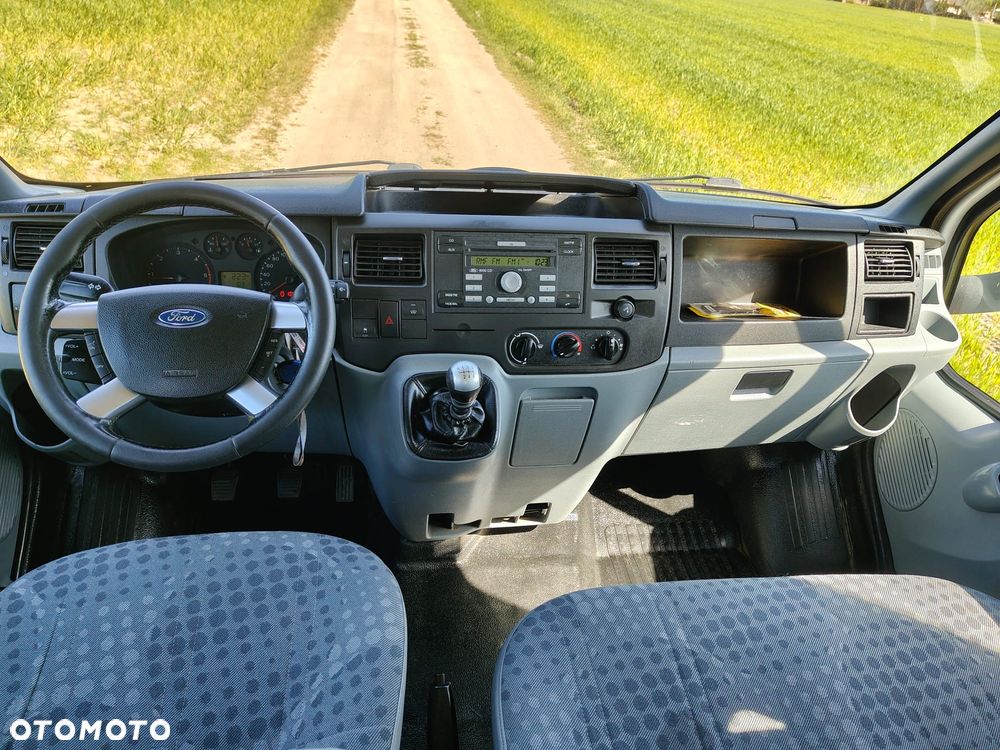 Ford transit - 12
